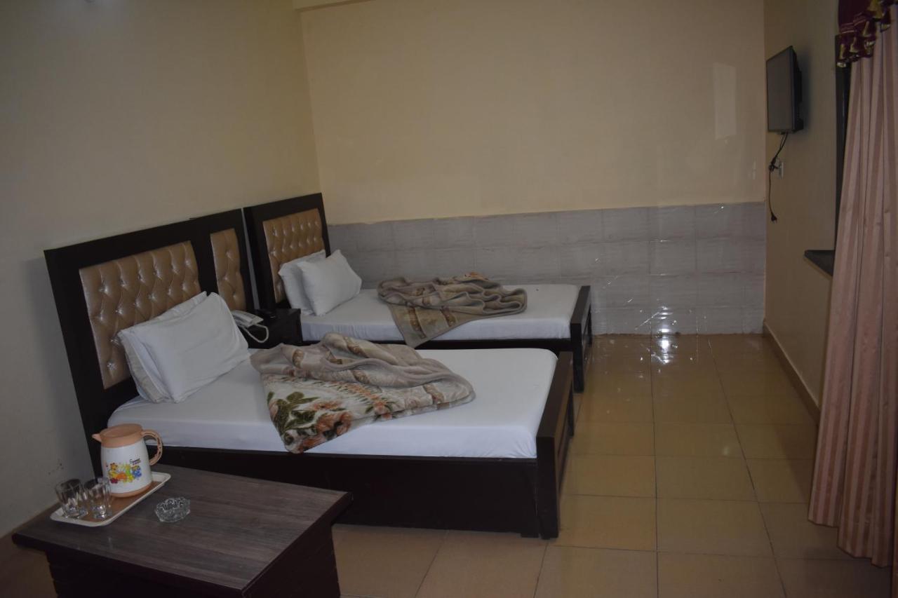 Hotel Sky Inn Rawalpindi Buitenkant foto