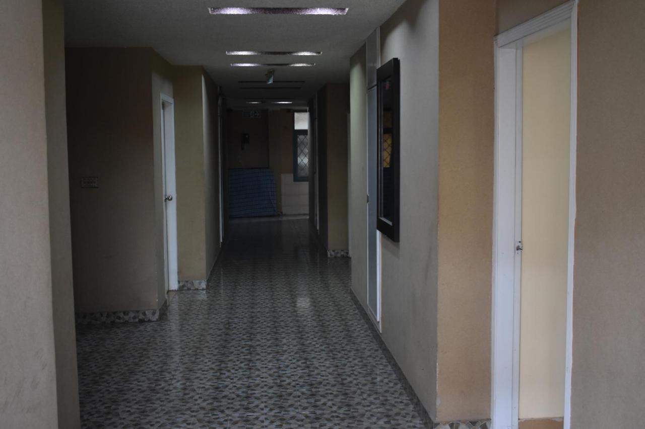 Hotel Sky Inn Rawalpindi Buitenkant foto